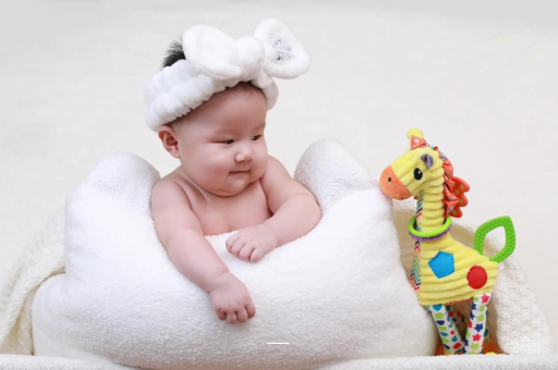 杞县宝宝头发黄是什么原因